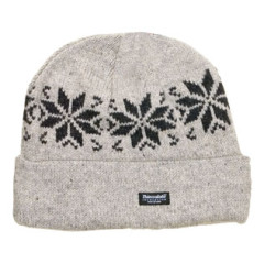 Шапка вязаная с флисом светлая с рисунком